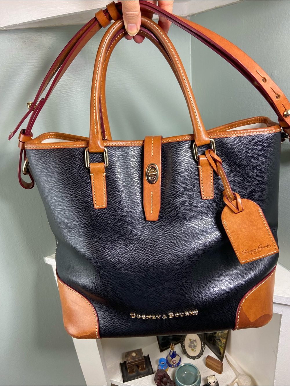 Dooney & Bourke Claremont Black Tan Leather Large Tote Bag Purse Handbag